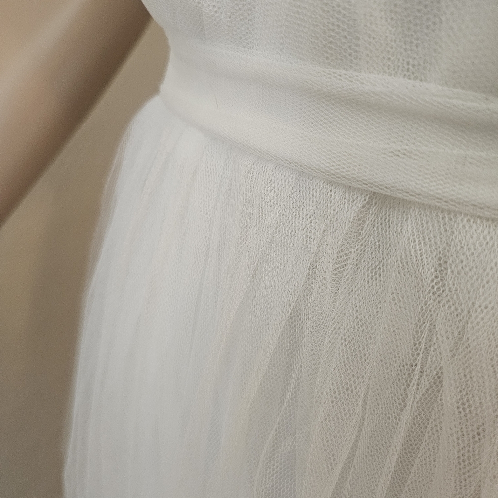 Strapless Sweetheart White Tulle Maxi Dress - Picture 14 of 16